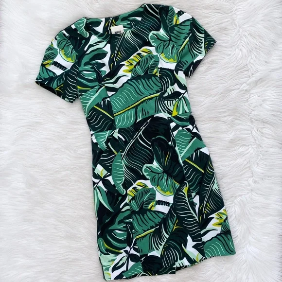 green and white palm leaf dress Fashion White Green Palm Print Ruffle V-Neck Strap Maxi Dress – EDITE MODE main image 1